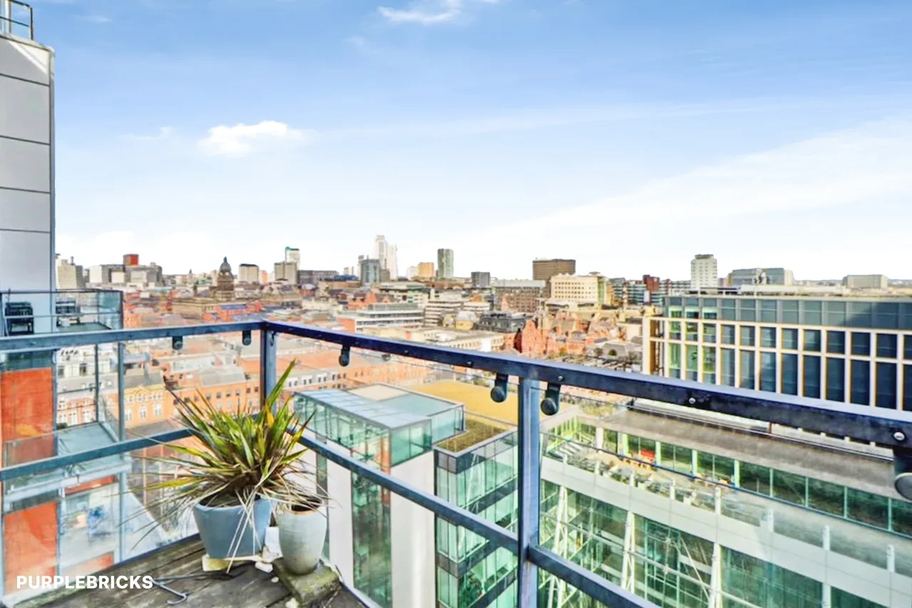2 bed flat for sale, Wellington Street, Leeds, LS1