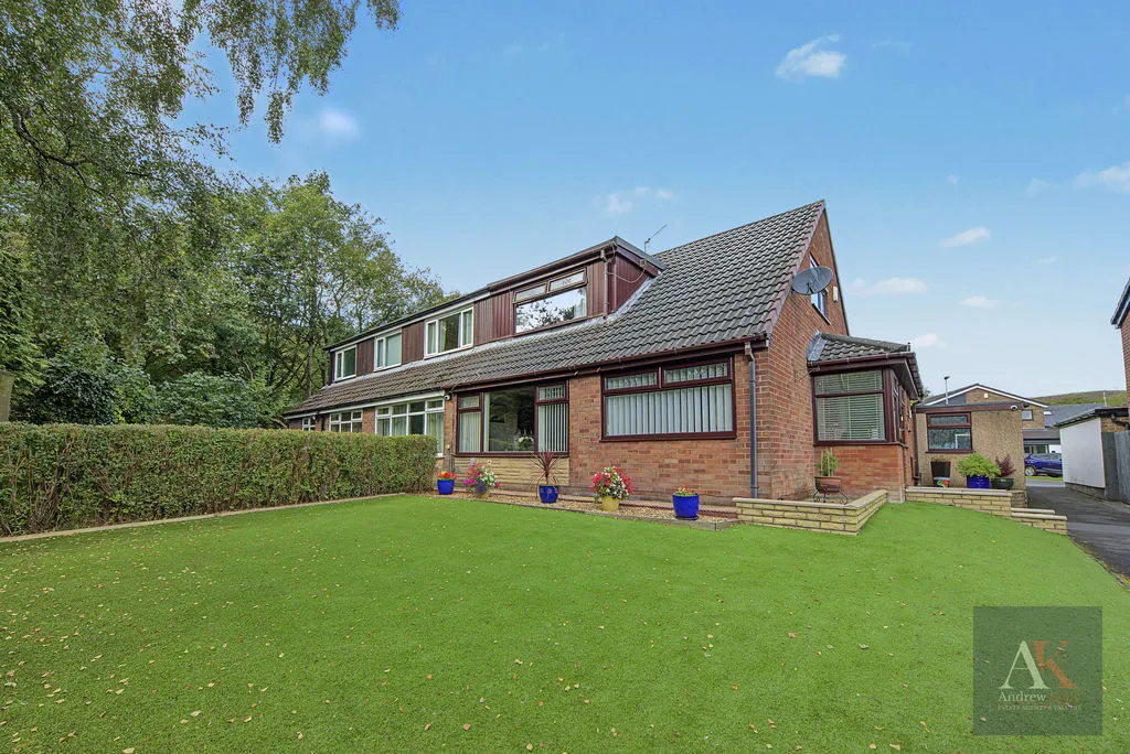 3 bed house for sale, Birch Hill Walk, Littleborough, OL15