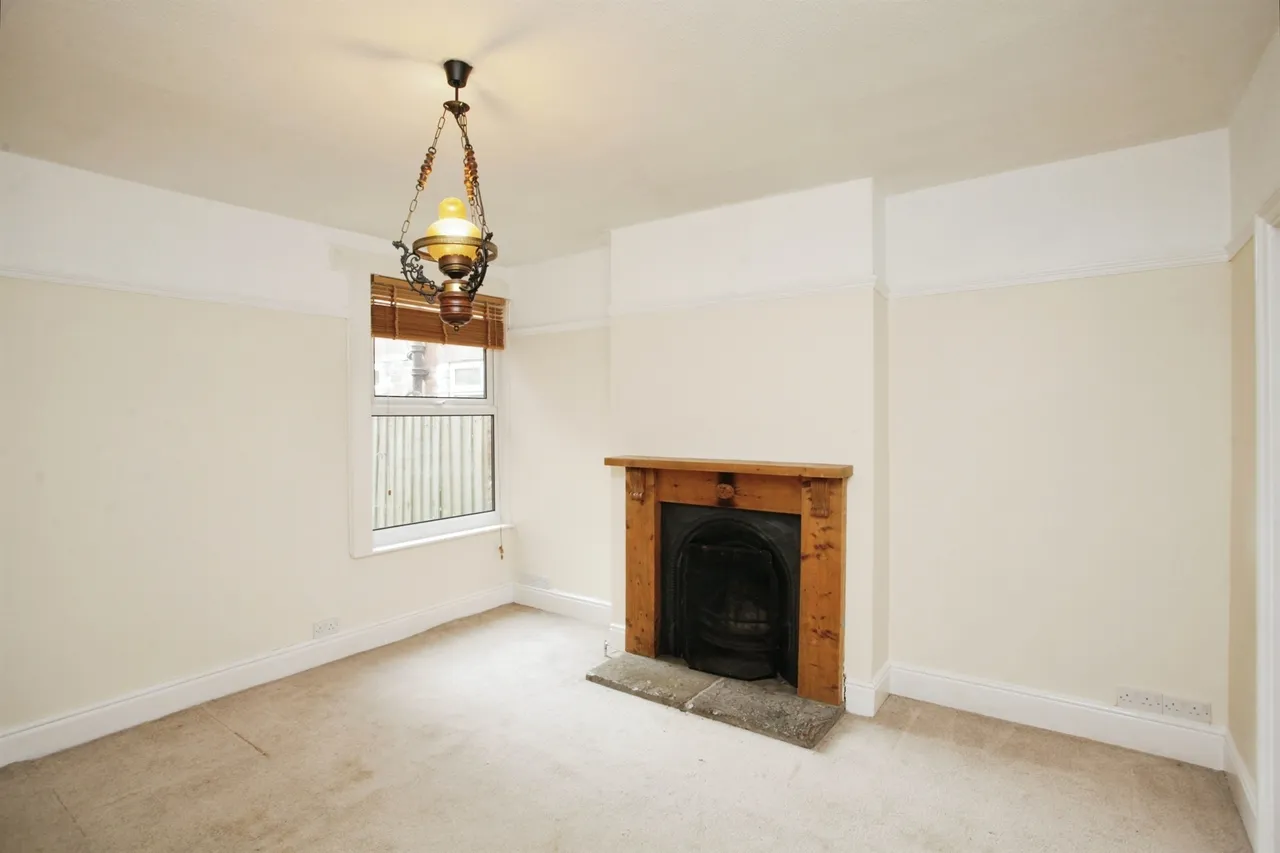 Claremont Road, Rugby, photo 4