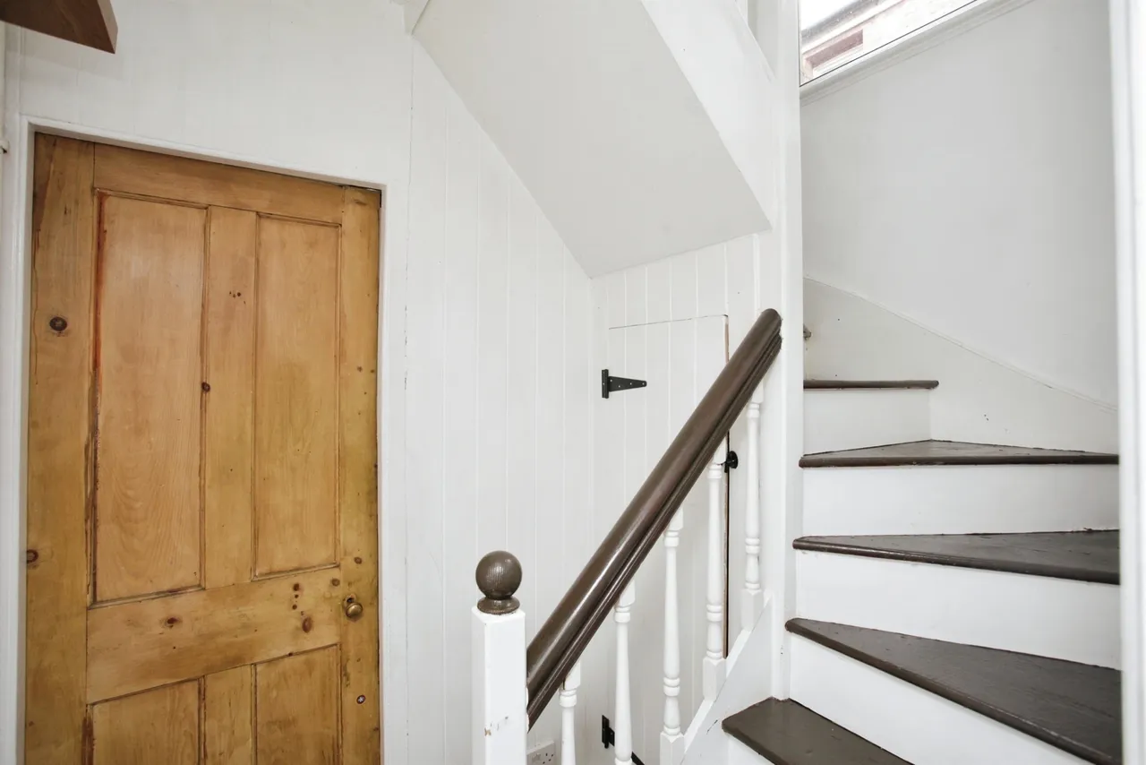 Claremont Road, Rugby, photo 9
