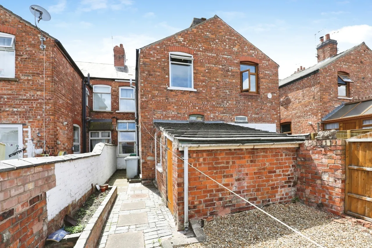 Gainsborough Road, Crewe, Cheshire, CW2, photo 20