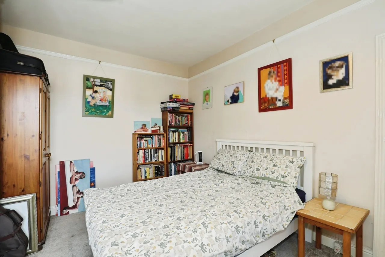 Gainsborough Road, Crewe, Cheshire, CW2, photo 17