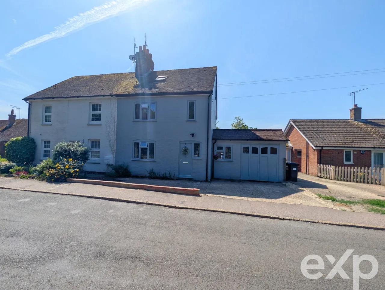 3 bed house for sale, Horseshoes Lane, Langley, ME17