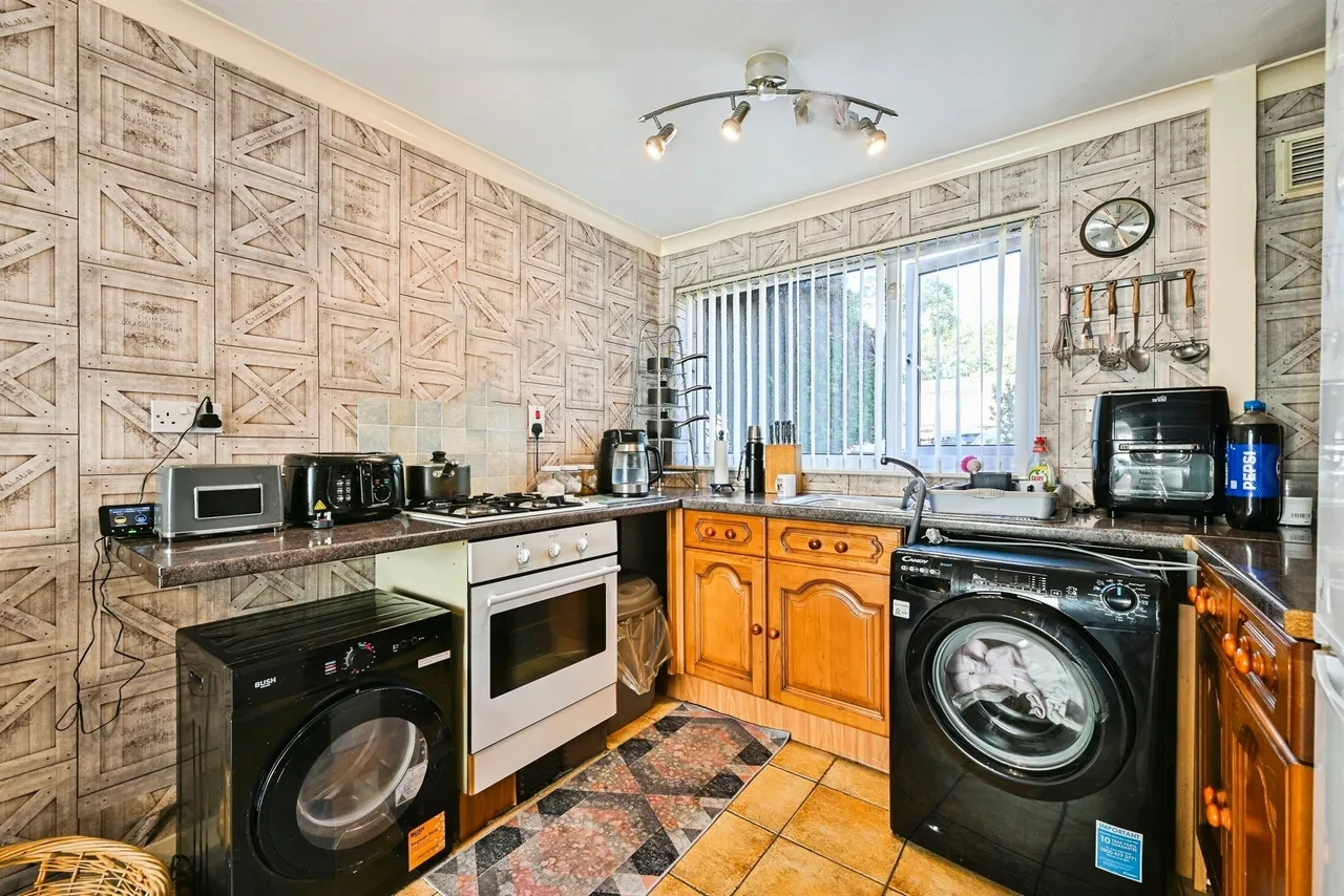 Newmarket Road, Nottingham, NG6, photo 10