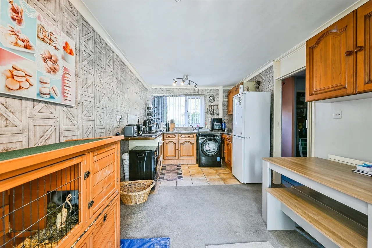 Newmarket Road, Nottingham, NG6, photo 7