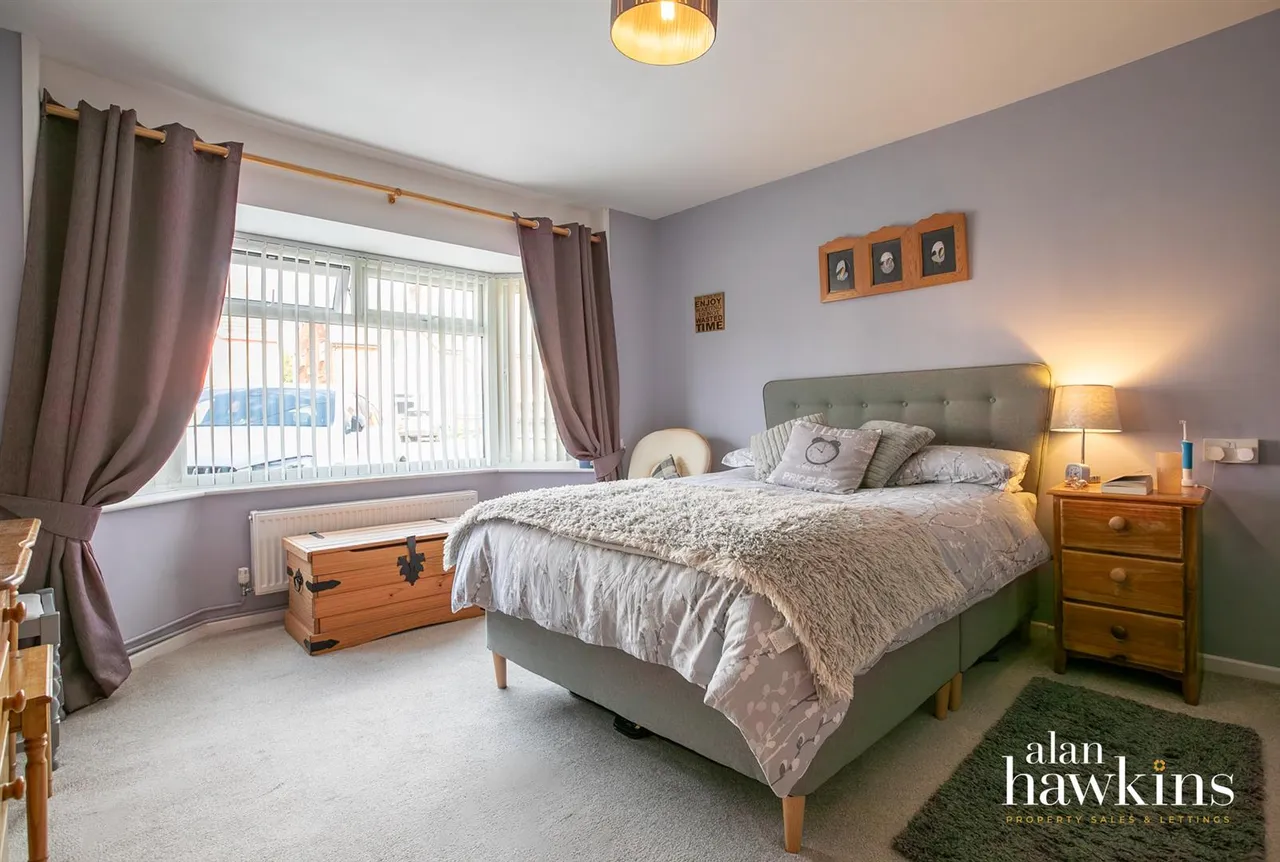 New Road, Royal Wootton Bassett, SN4, photo 12