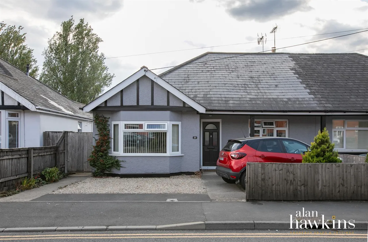 2 bed house for sale, New Road, Royal Wootton Bassett, SN4