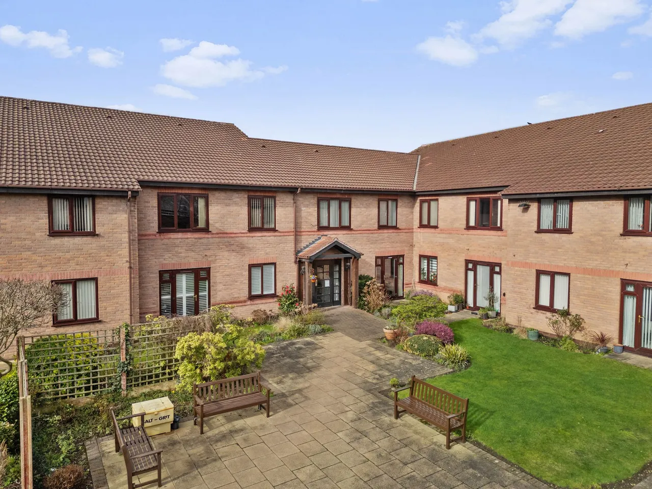 Oulton Court, Grappenhall, Warrington, Warrington, WA4 2NT, photo 11