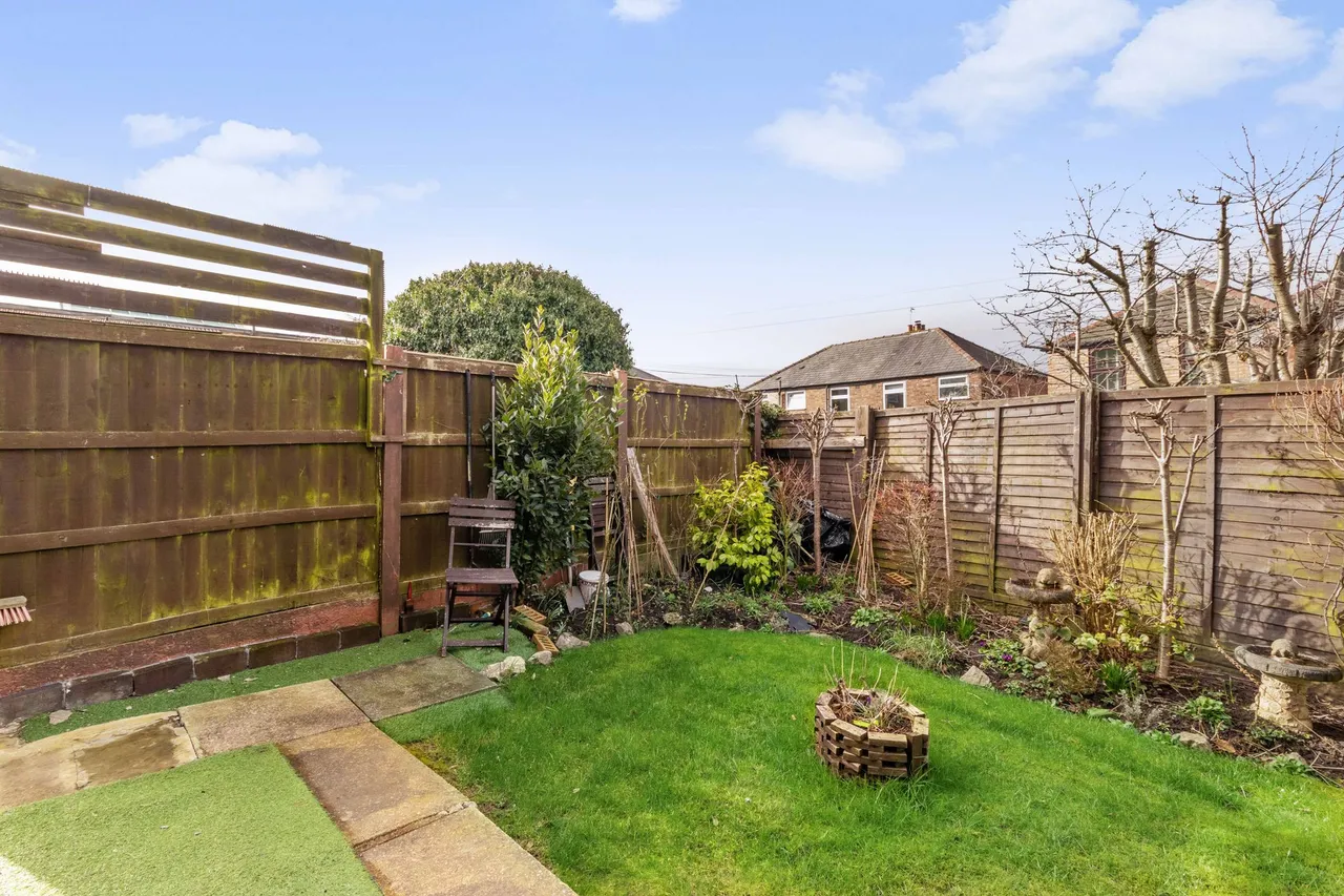 Oulton Court, Grappenhall, Warrington, Warrington, WA4 2NT, photo 9