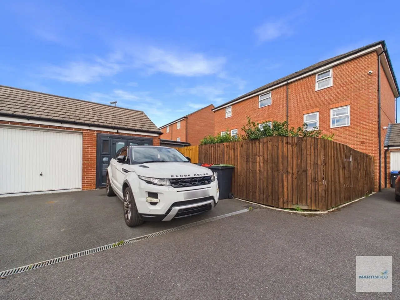 Dexters Grove, Hucknall, NG15, photo 23