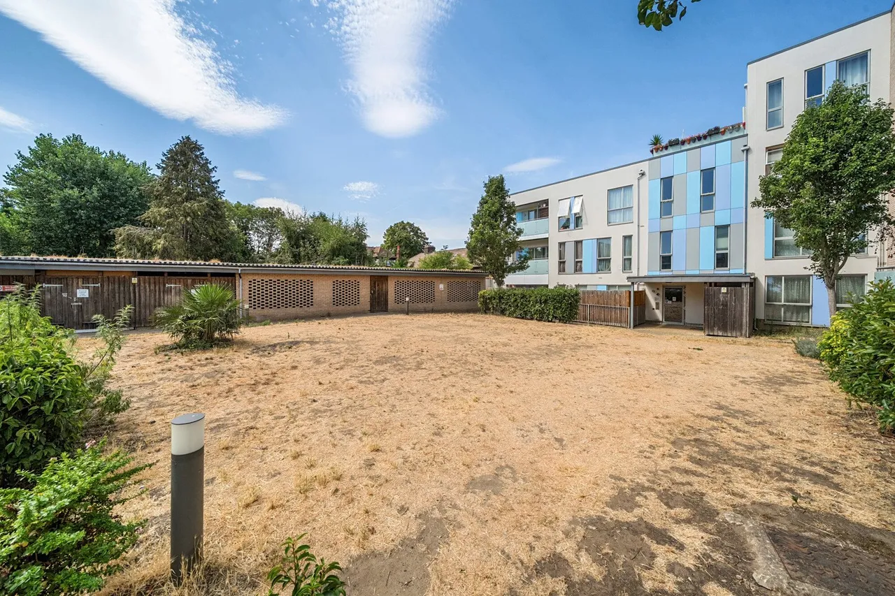 Baring Road, SE12, photo 15