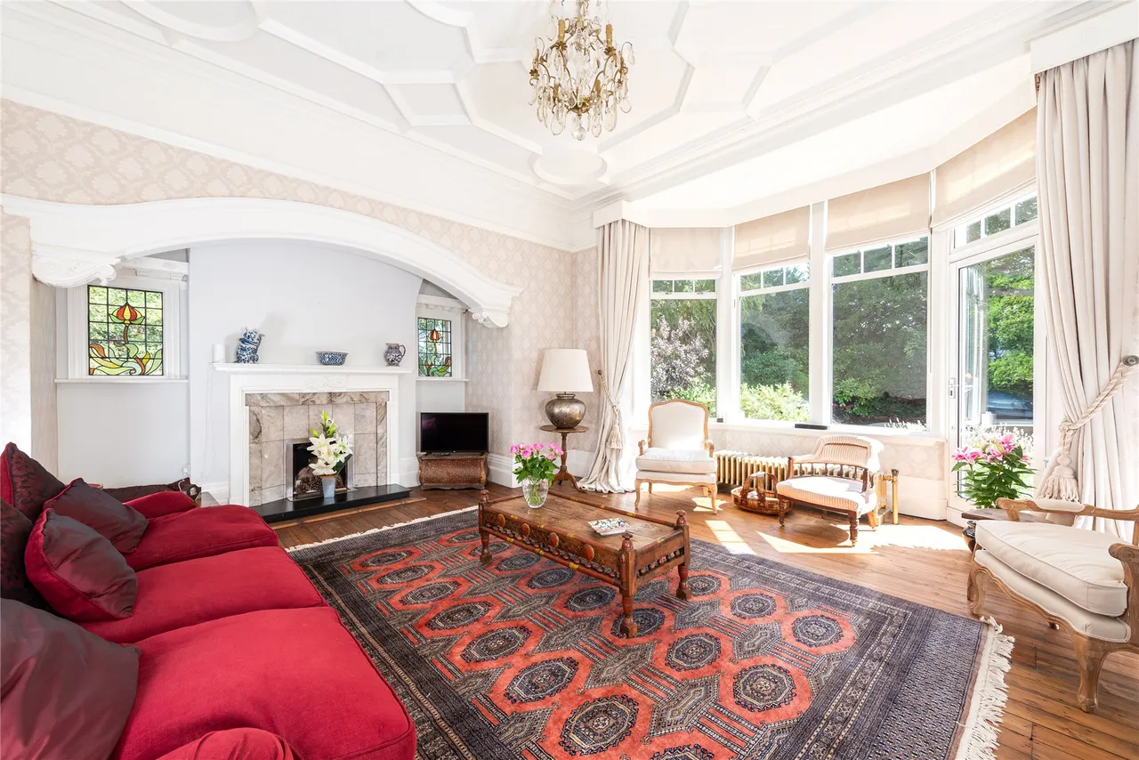 Wellingborough Road, Rushden, NN10, photo 5