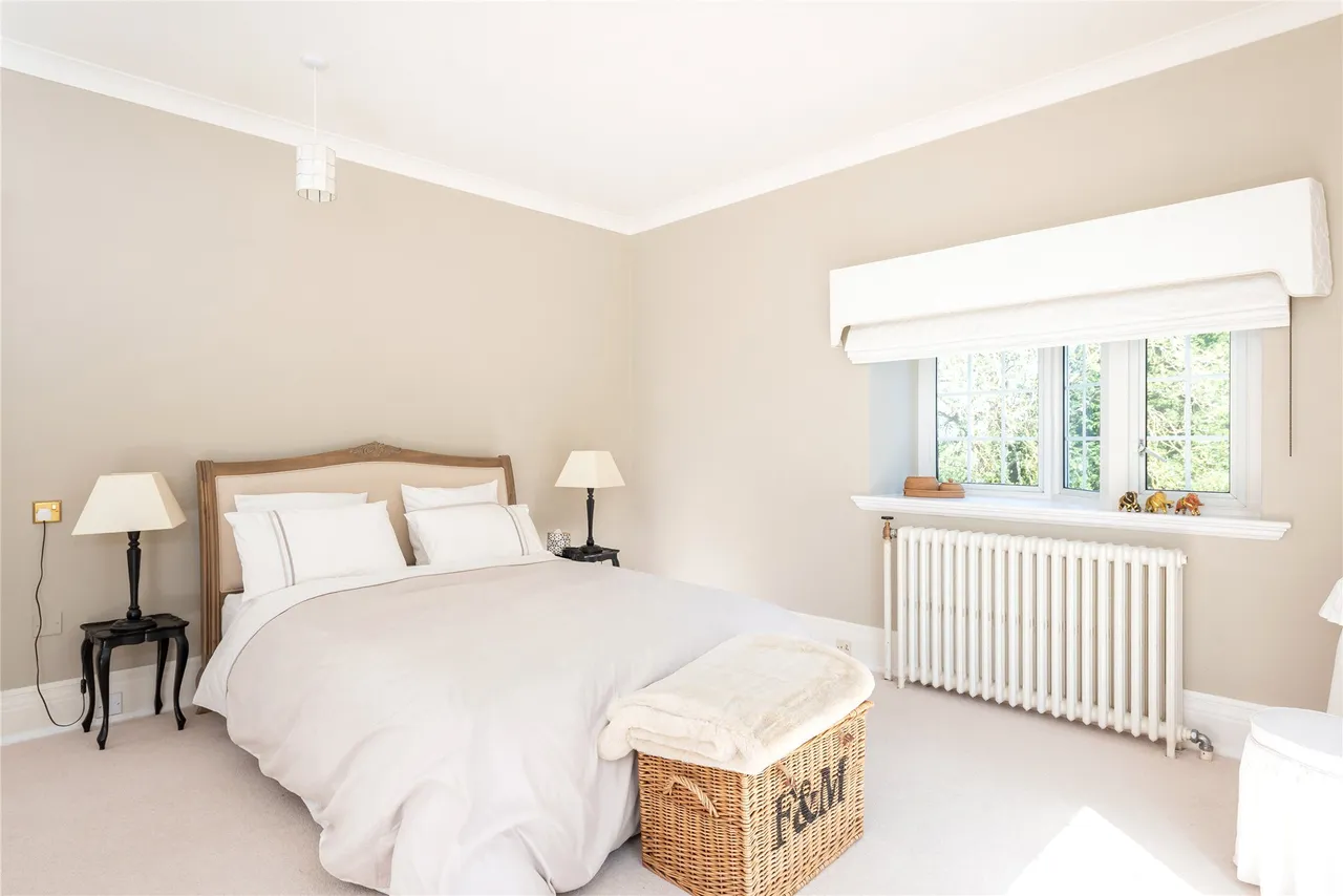 Wellingborough Road, Rushden, NN10, photo 14