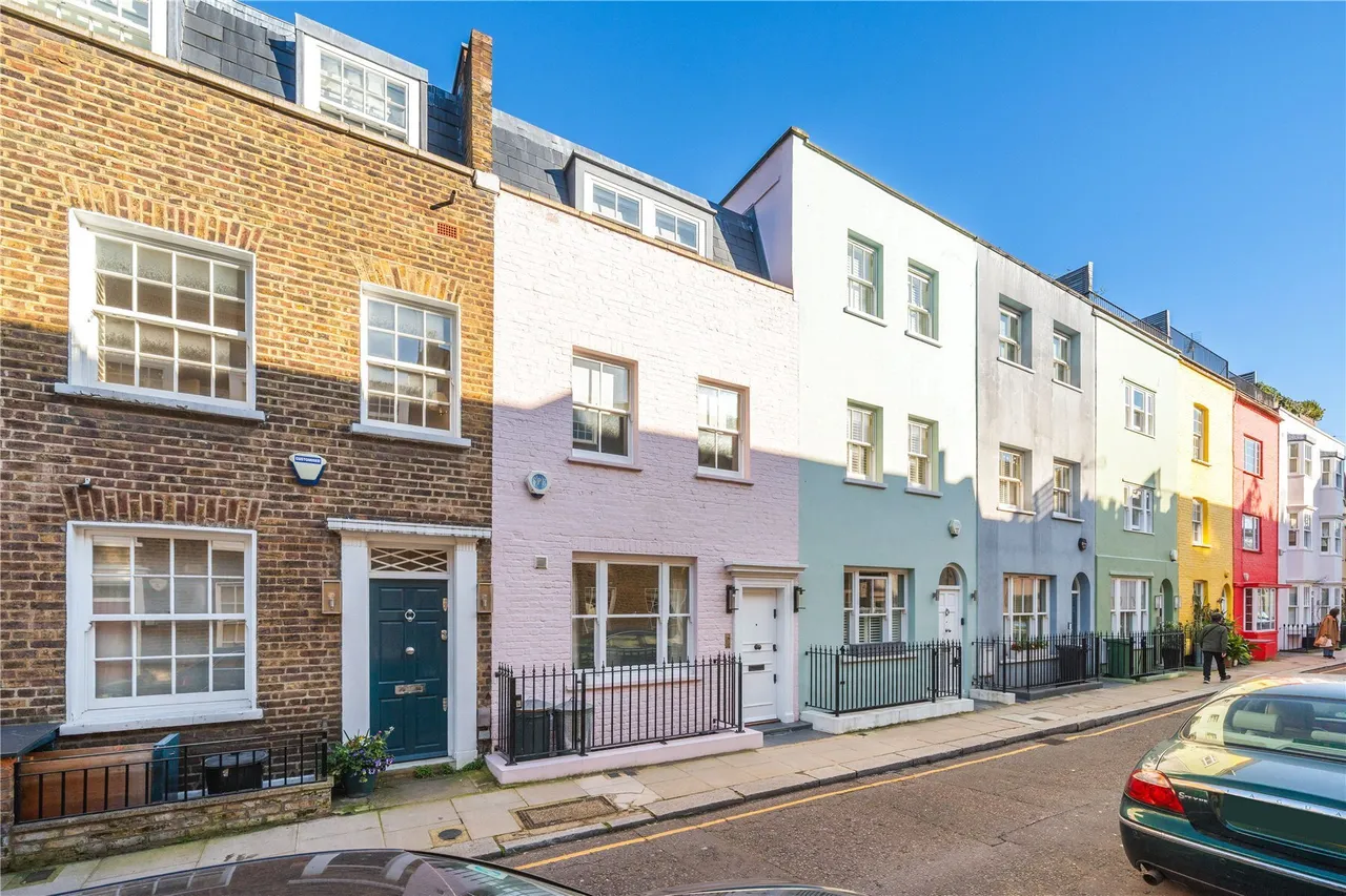3 bed house for sale — Godfrey Street, Chelsea, London, SW3