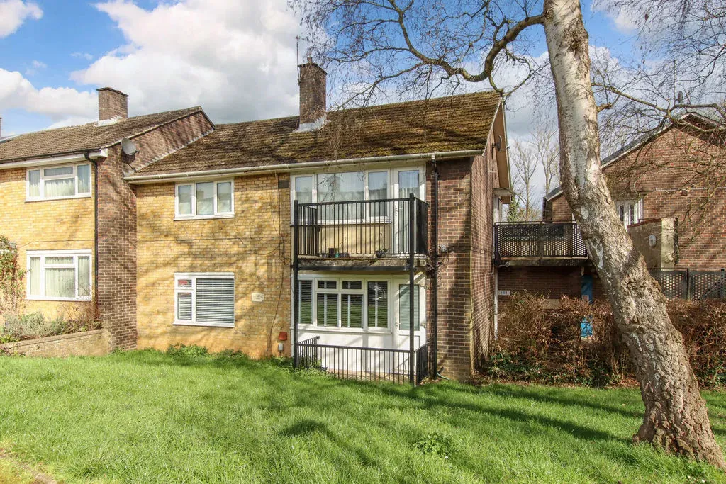 2 bed property for sale — Marlins Turn, Hemel Hempstead, Hertfordshire, HP1 3LW