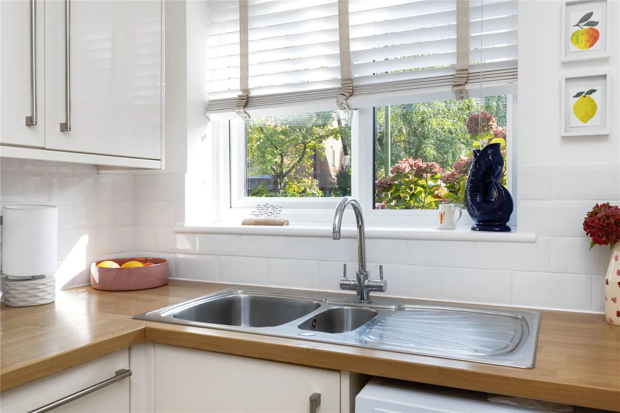 Southleys, Fernhurst, GU27, photo 11