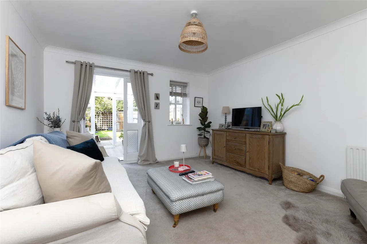 Southleys, Fernhurst, GU27, photo 2