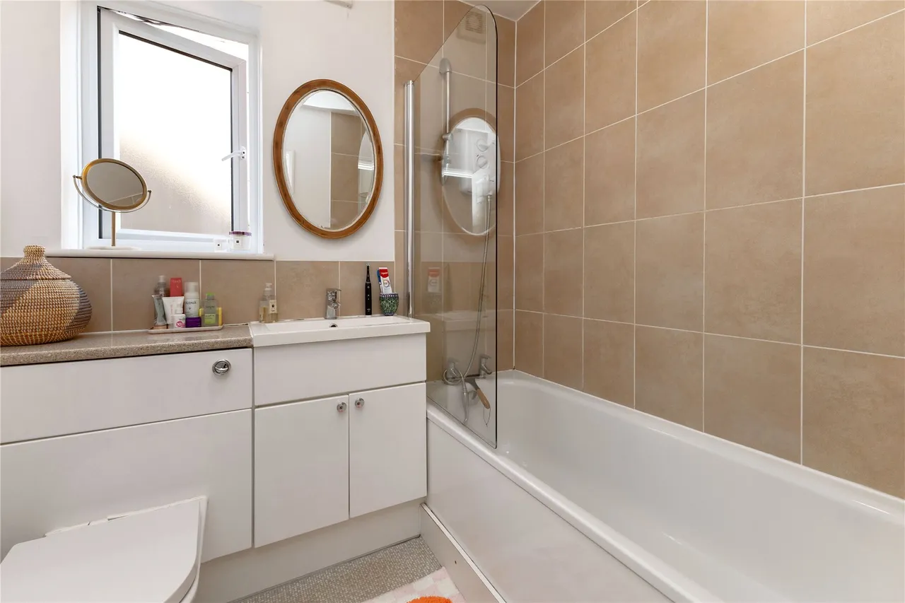 Southleys, Fernhurst, GU27, photo 9