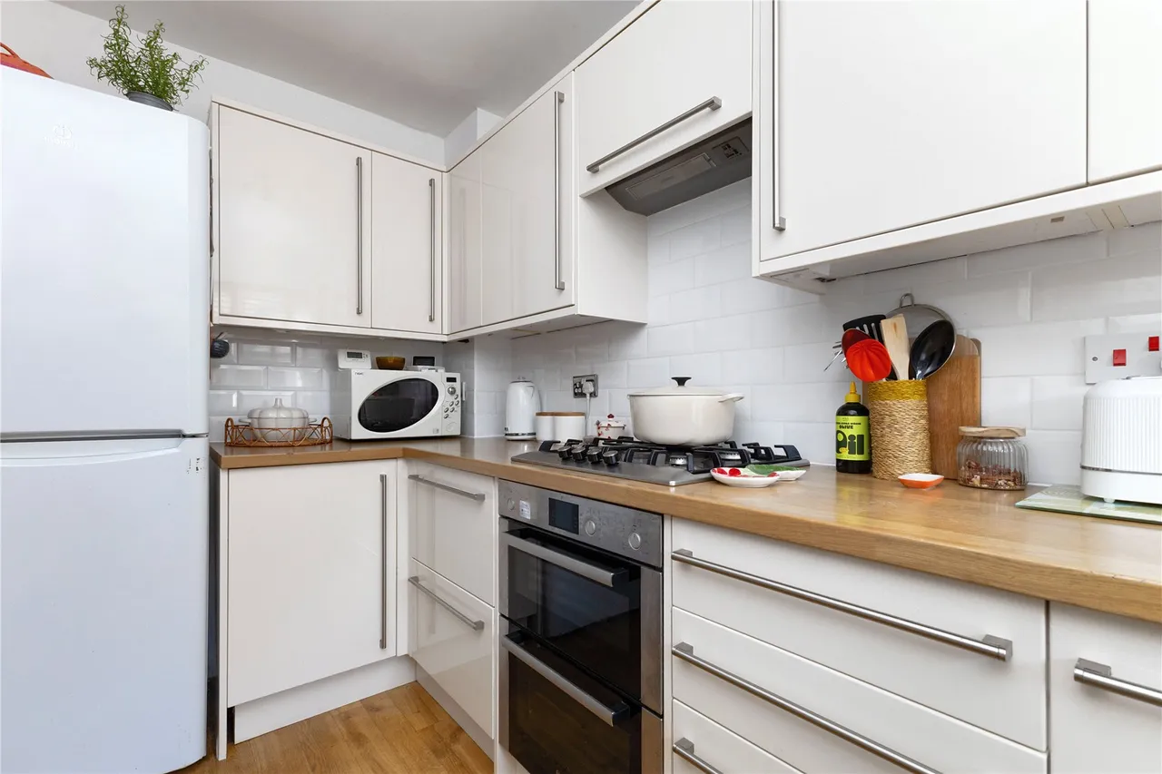 Southleys, Fernhurst, GU27, photo 4