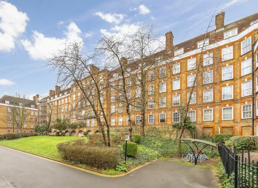 1 bed flat for sale — Hazellville Road, Whitehall Park, N19