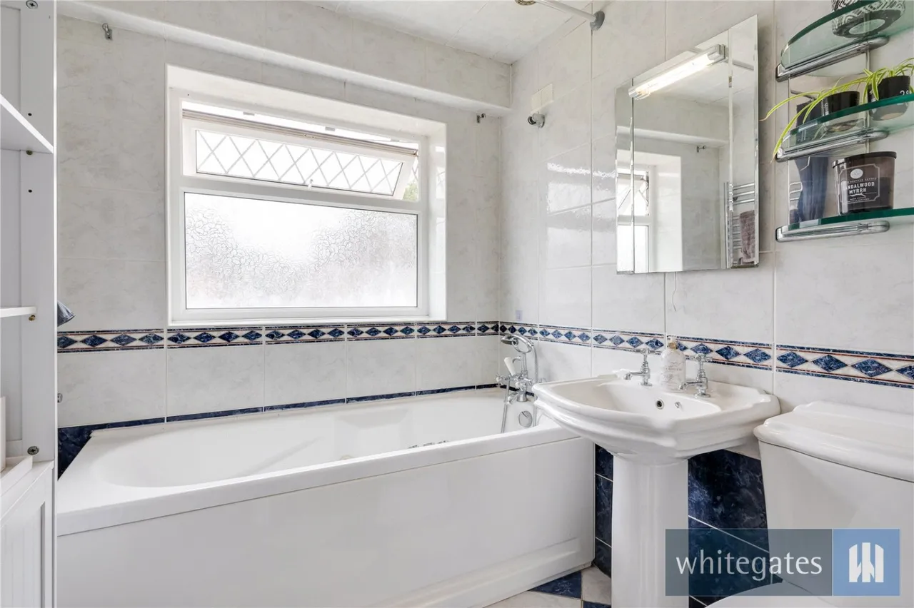 Carkington Road, Liverpool, L25, photo 31