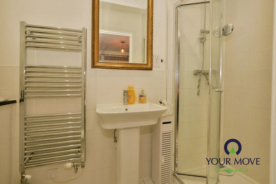 Grasshopper Drive, Kennington, Kent, TN24, photo 11