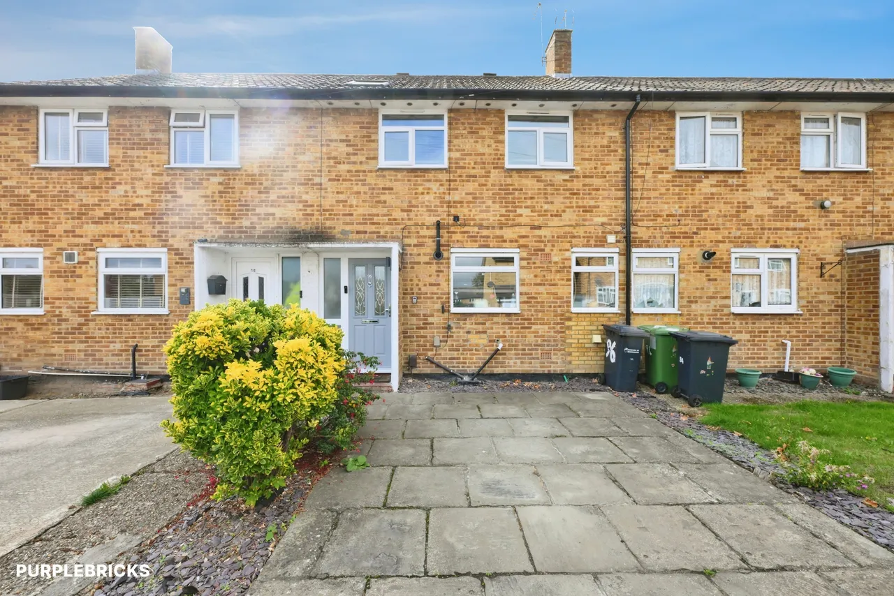 3 bed house for sale, Birchfield Road, Waltham Cross, EN8