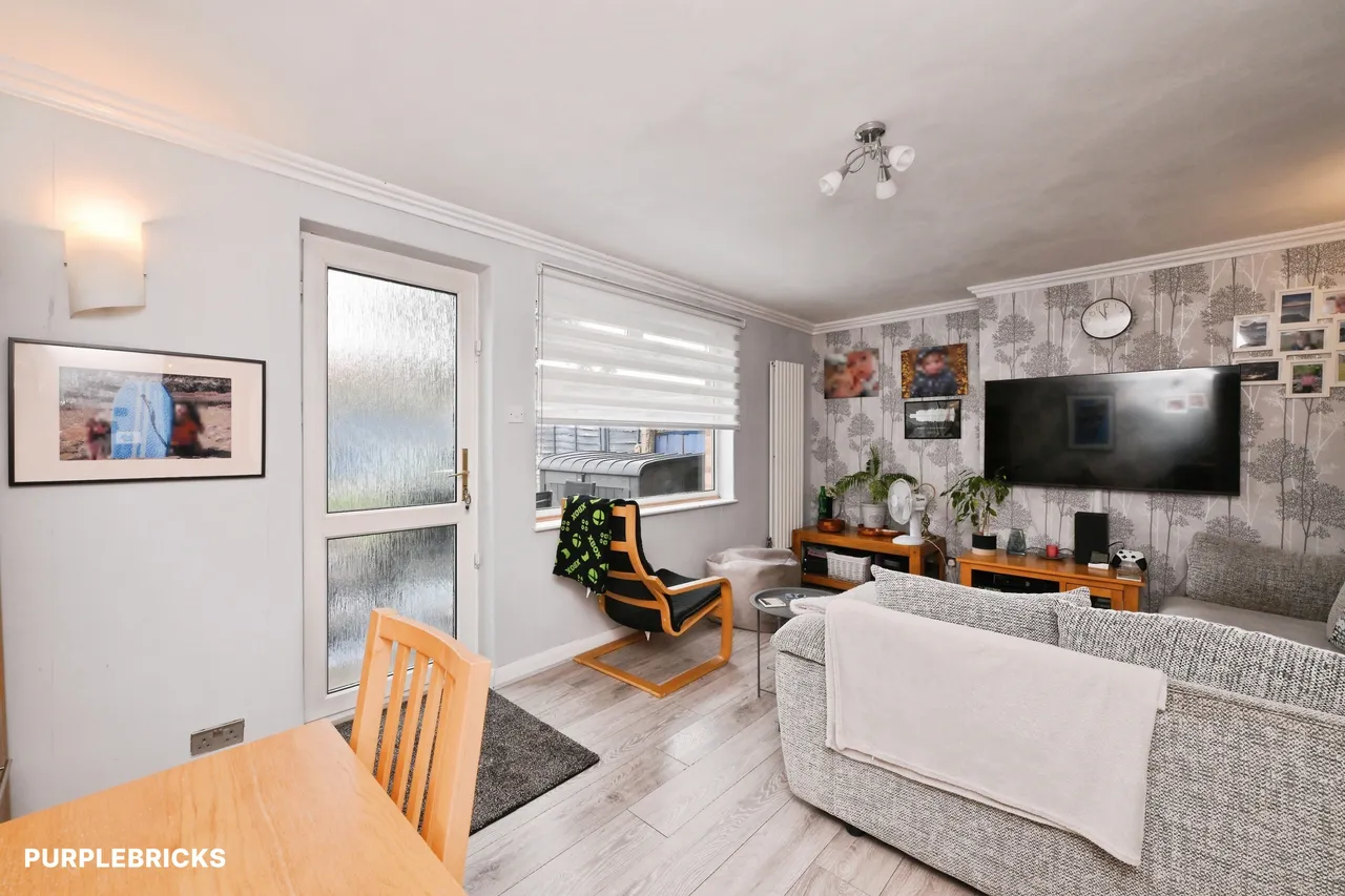 Birchfield Road, Waltham Cross, EN8, photo 6