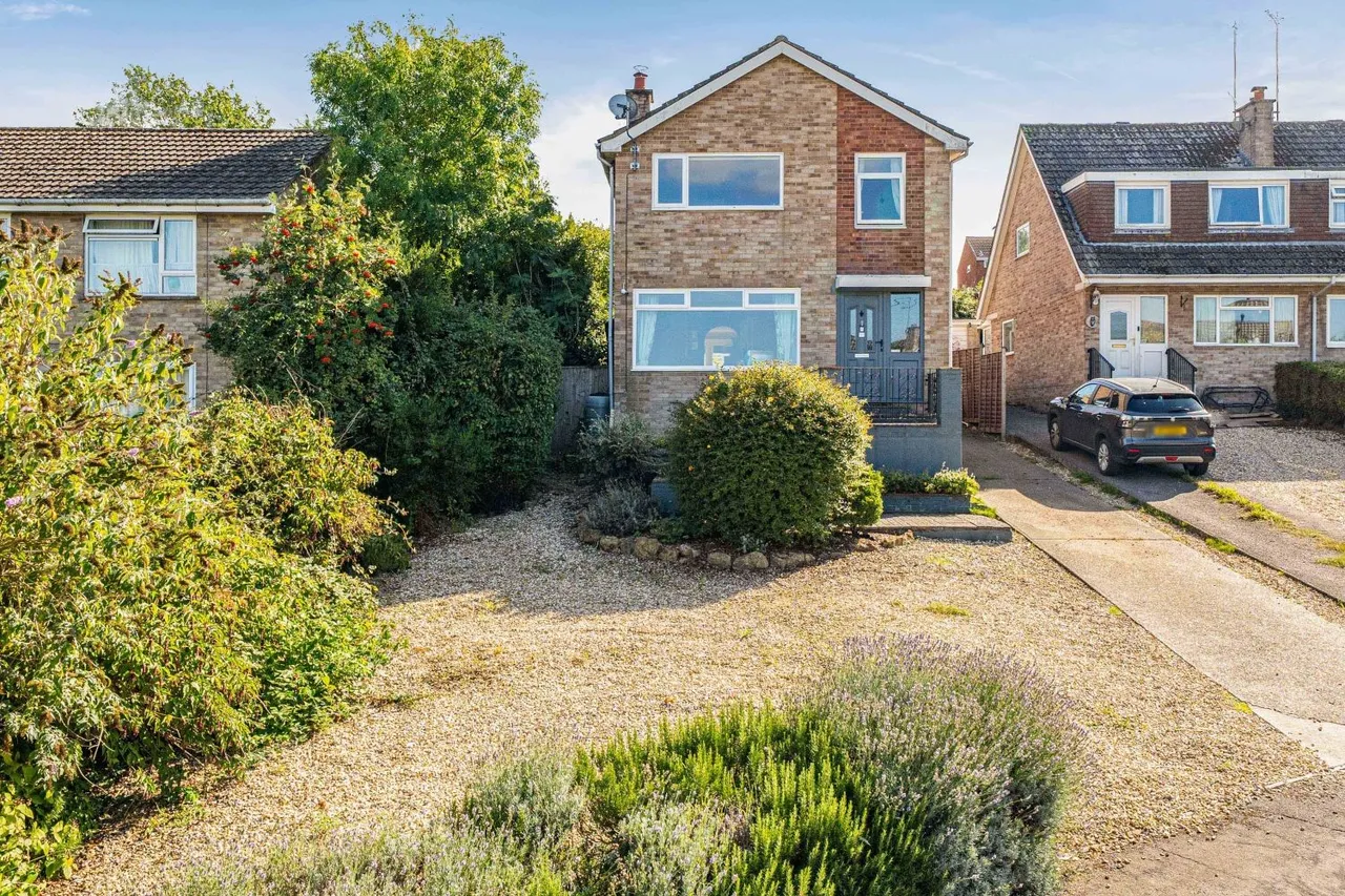 Herne Rise, Ilminster, TA19, photo 3