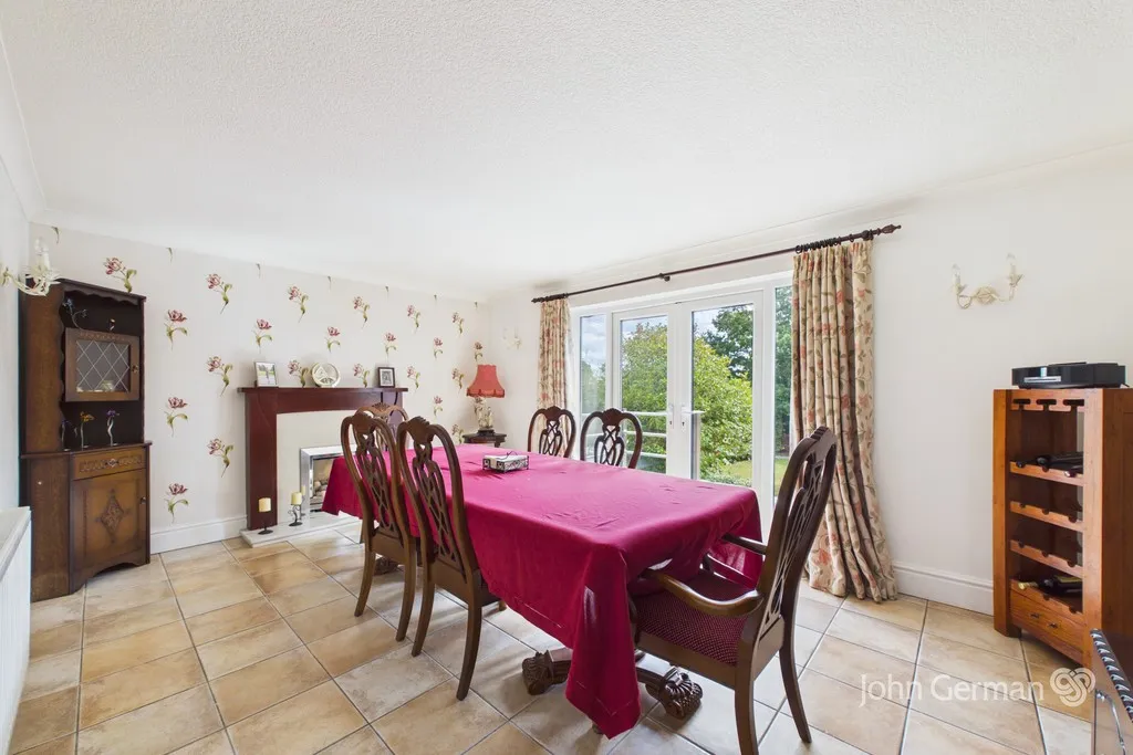 Main Road, Hulland Ward, photo 6
