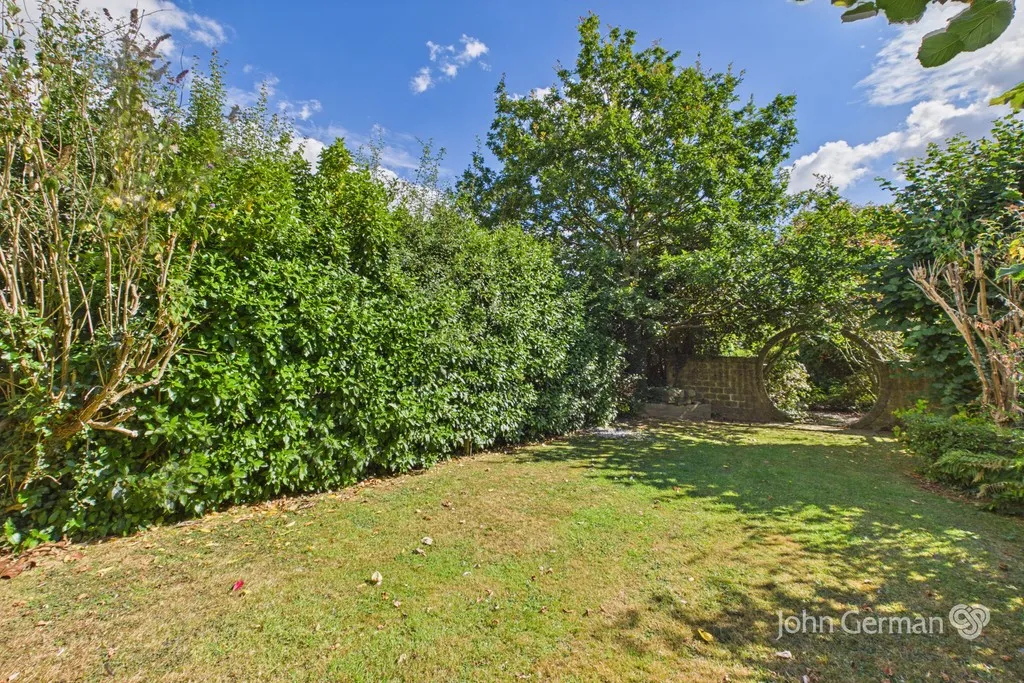 Main Road, Hulland Ward, photo 30
