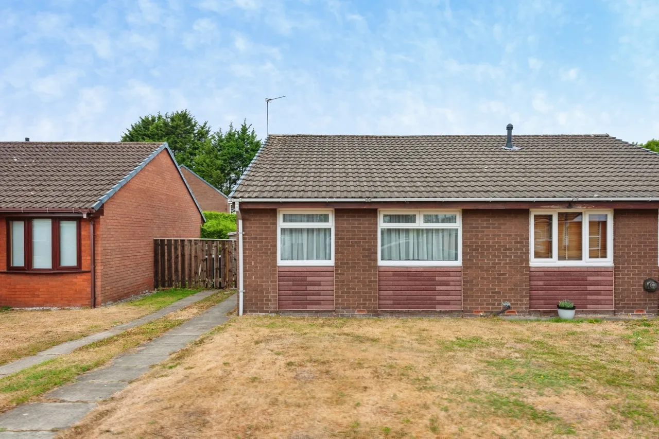 2 bed property for sale, Milford Drive, Liverpool, L12