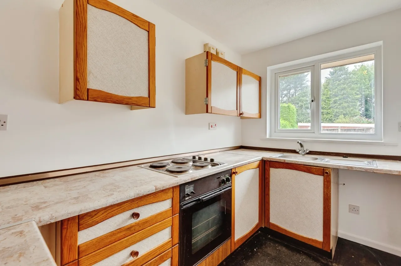 Milford Drive, Liverpool, L12, photo 6