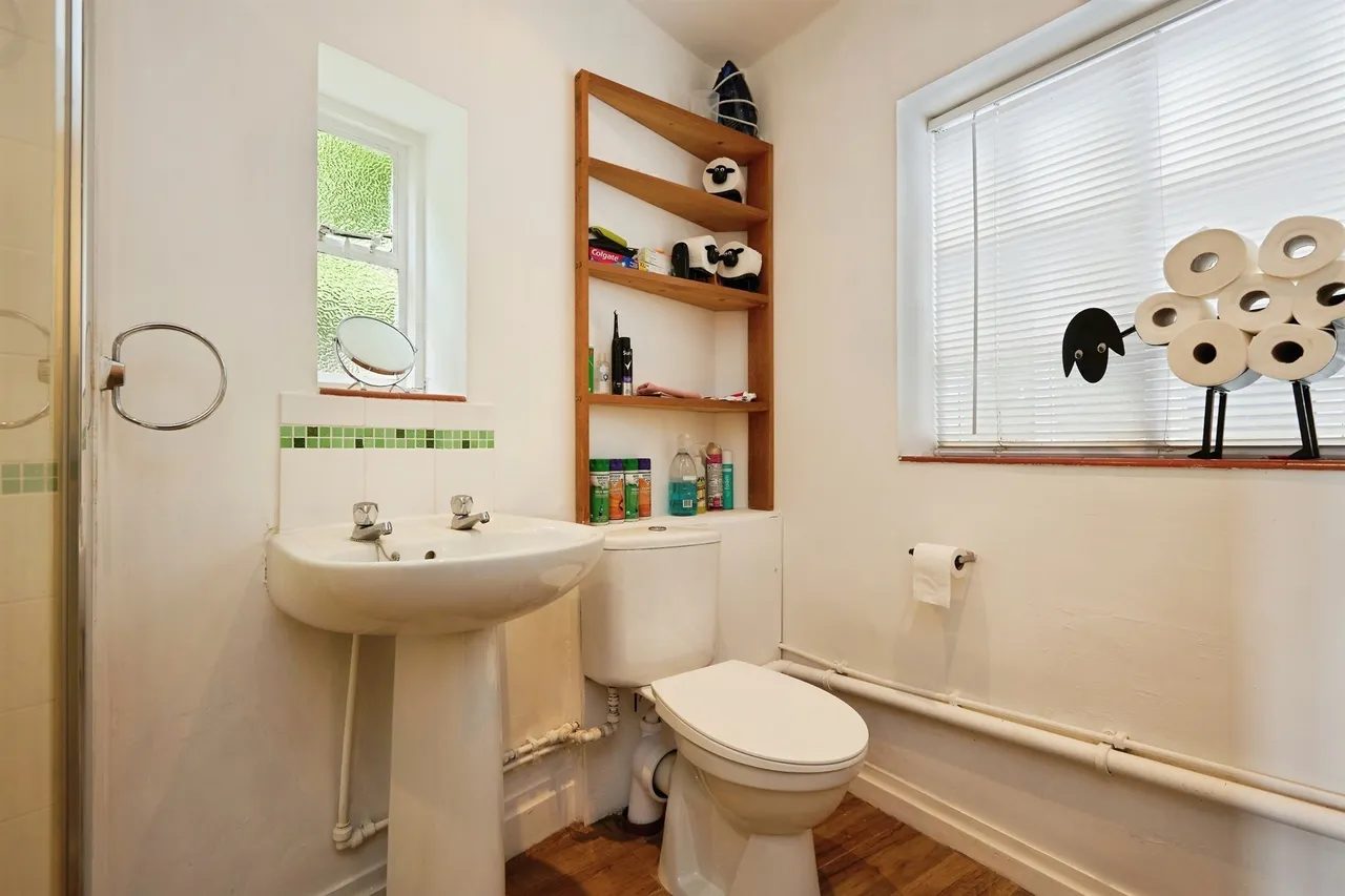 Bozley Hill, Cann, SP7, photo 13