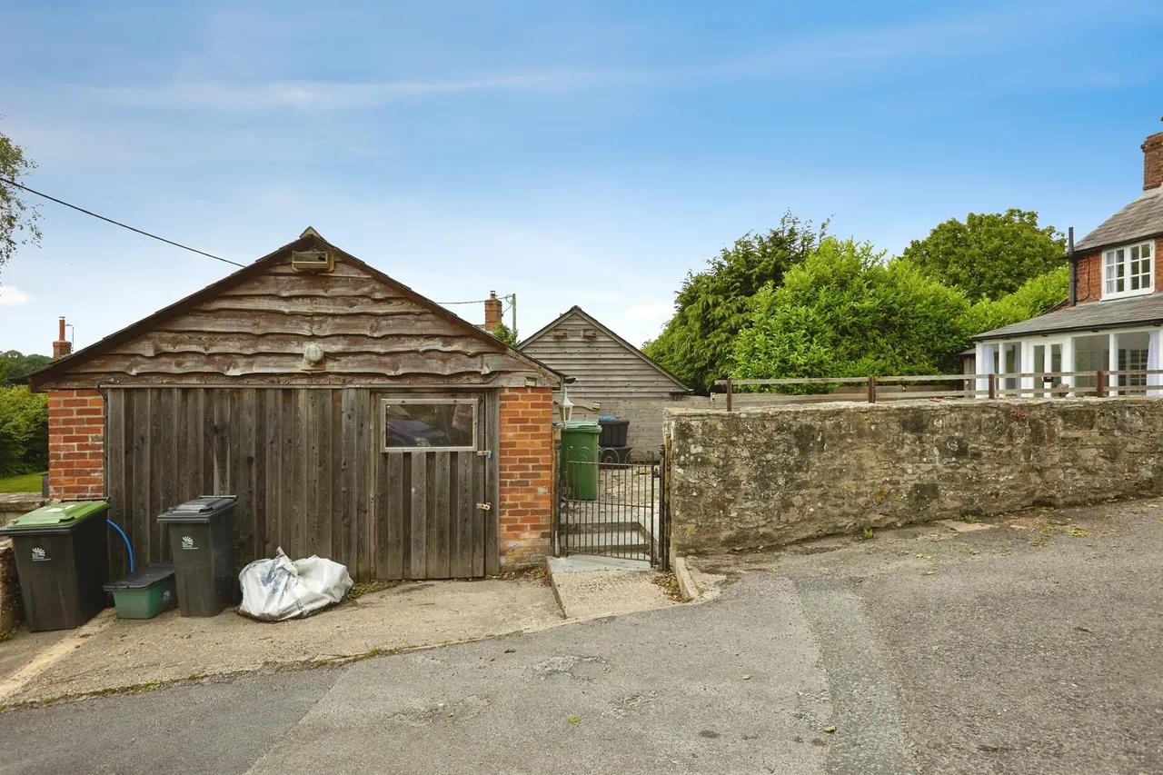Bozley Hill, Cann, SP7, photo 2