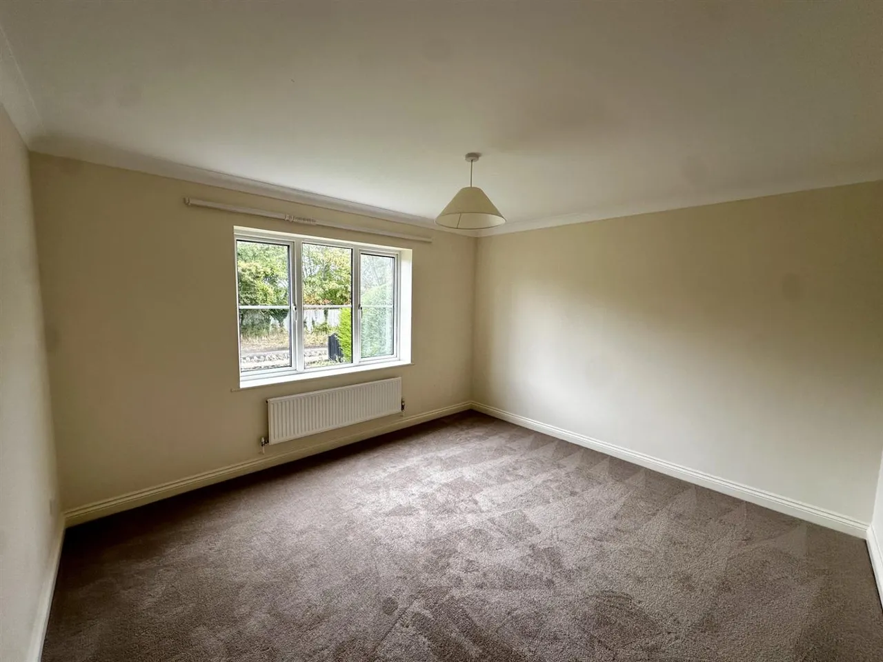 Lypiatt Road, Corsham, SN13, photo 8