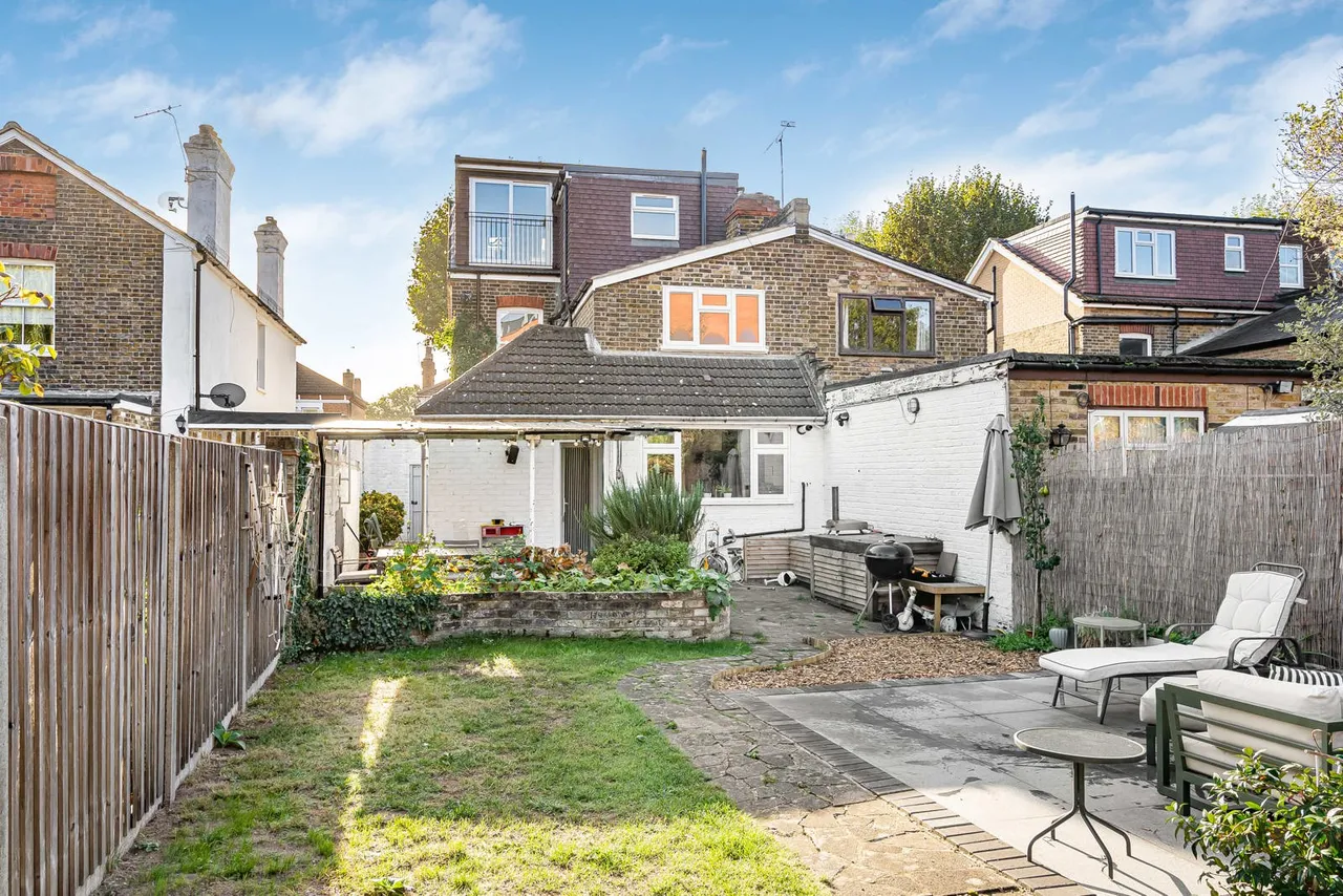 Sidney Road, Staines-upon-Thames, TW18, photo 16
