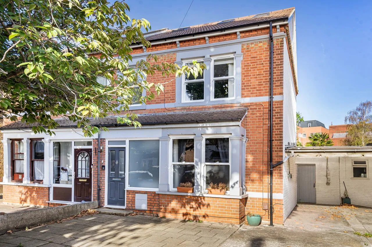Sidney Road, Staines-upon-Thames, TW18, photo 18