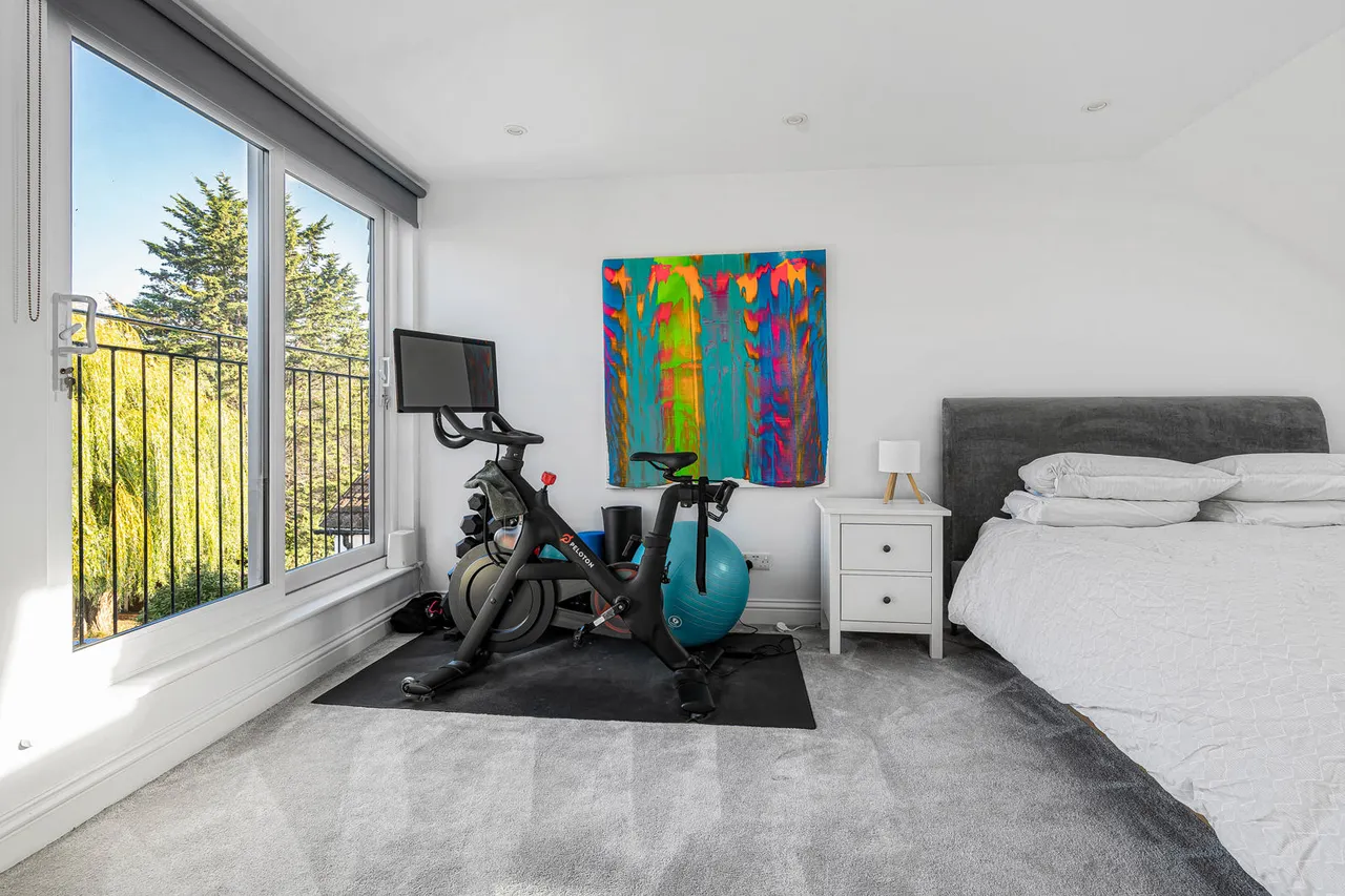Sidney Road, Staines-upon-Thames, TW18, photo 8