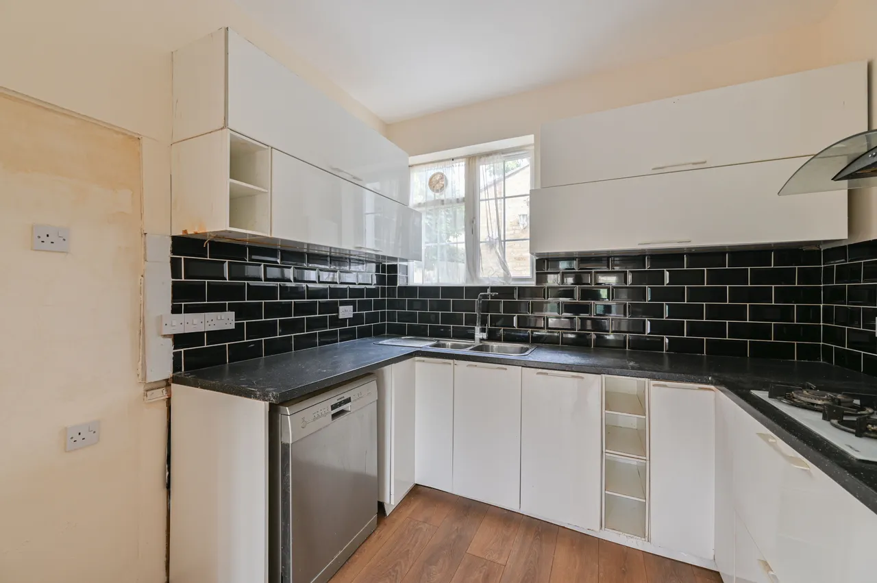 20a Streatham Common South, London, photo 12