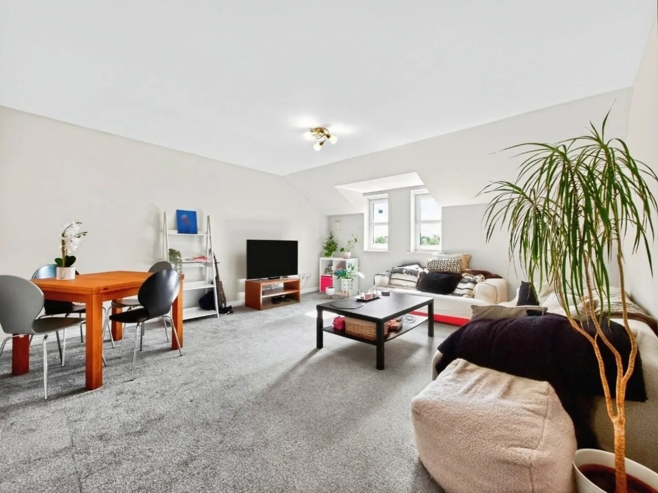 Little Hallfield Road, York, YO31, photo 2