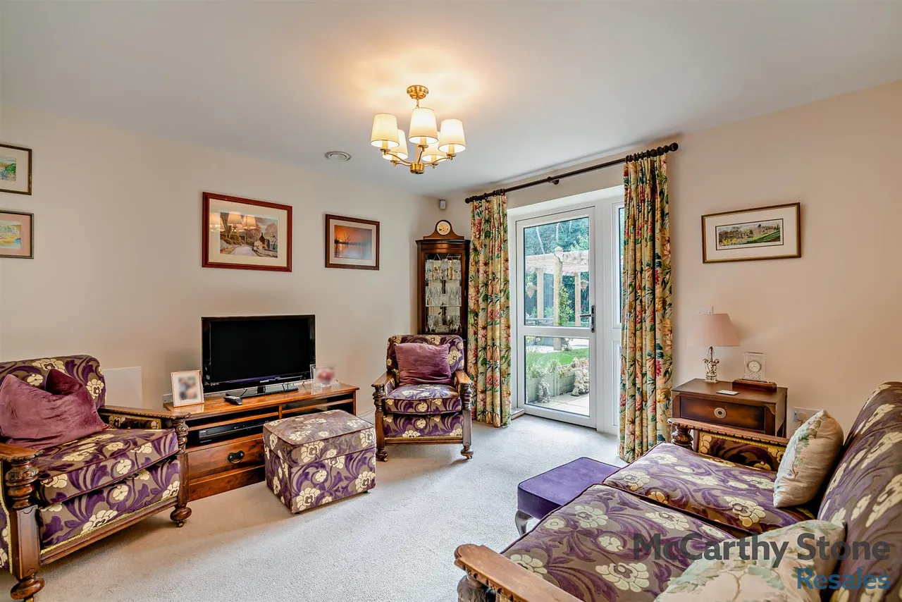 Summer Court, Burley In Wharfedale, LS29, photo 5