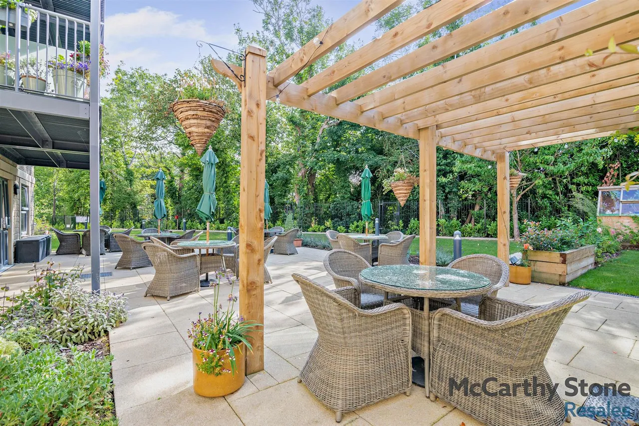 Summer Court, Burley In Wharfedale, LS29, photo 7