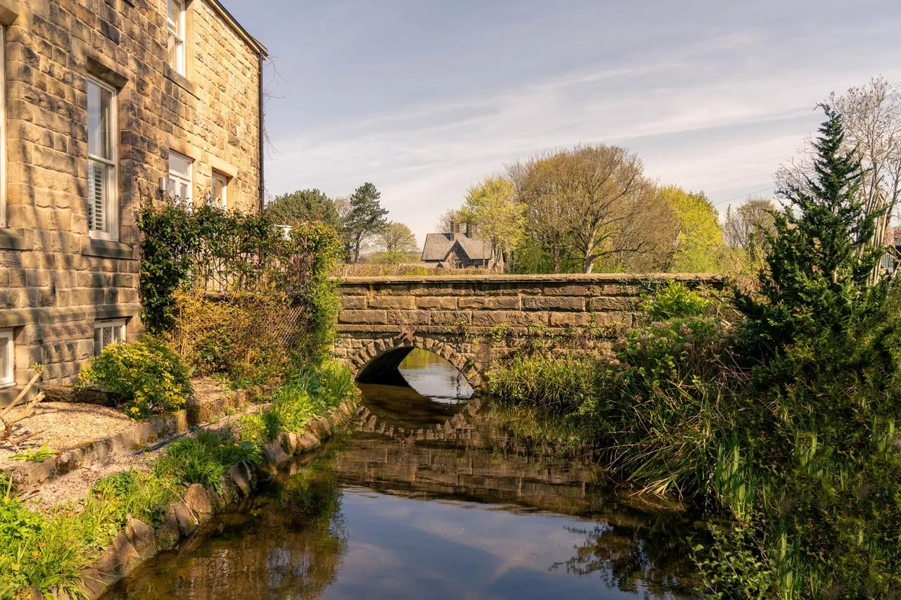 Summer Court, Burley In Wharfedale, LS29, photo 32