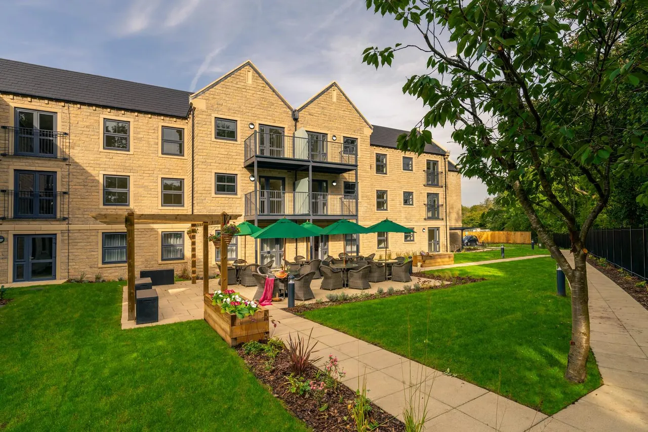 Summer Court, Burley In Wharfedale, LS29, photo 2
