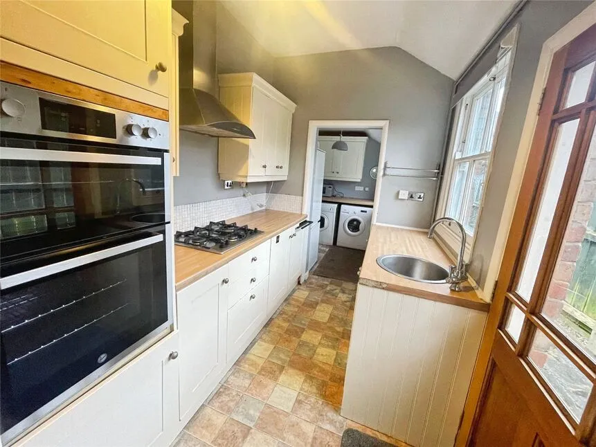 Pinfold Gate, Loughborough, Leicestershire, LE11, photo 4