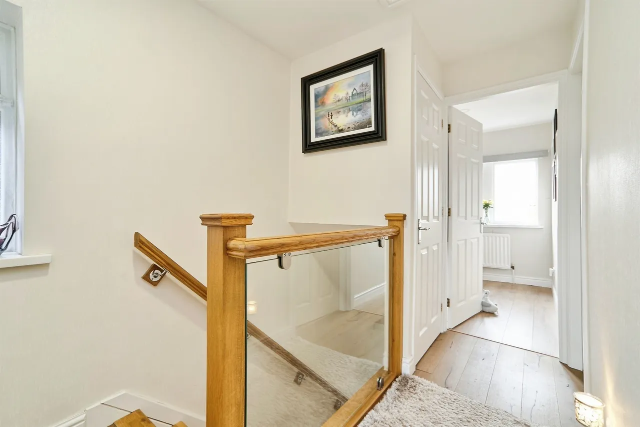 Highfell Rise, KEIGHLEY, photo 11
