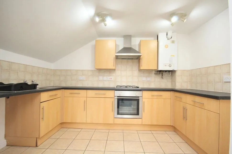 Trunk Road, Eston, North Yorkshire, TS6, photo 3