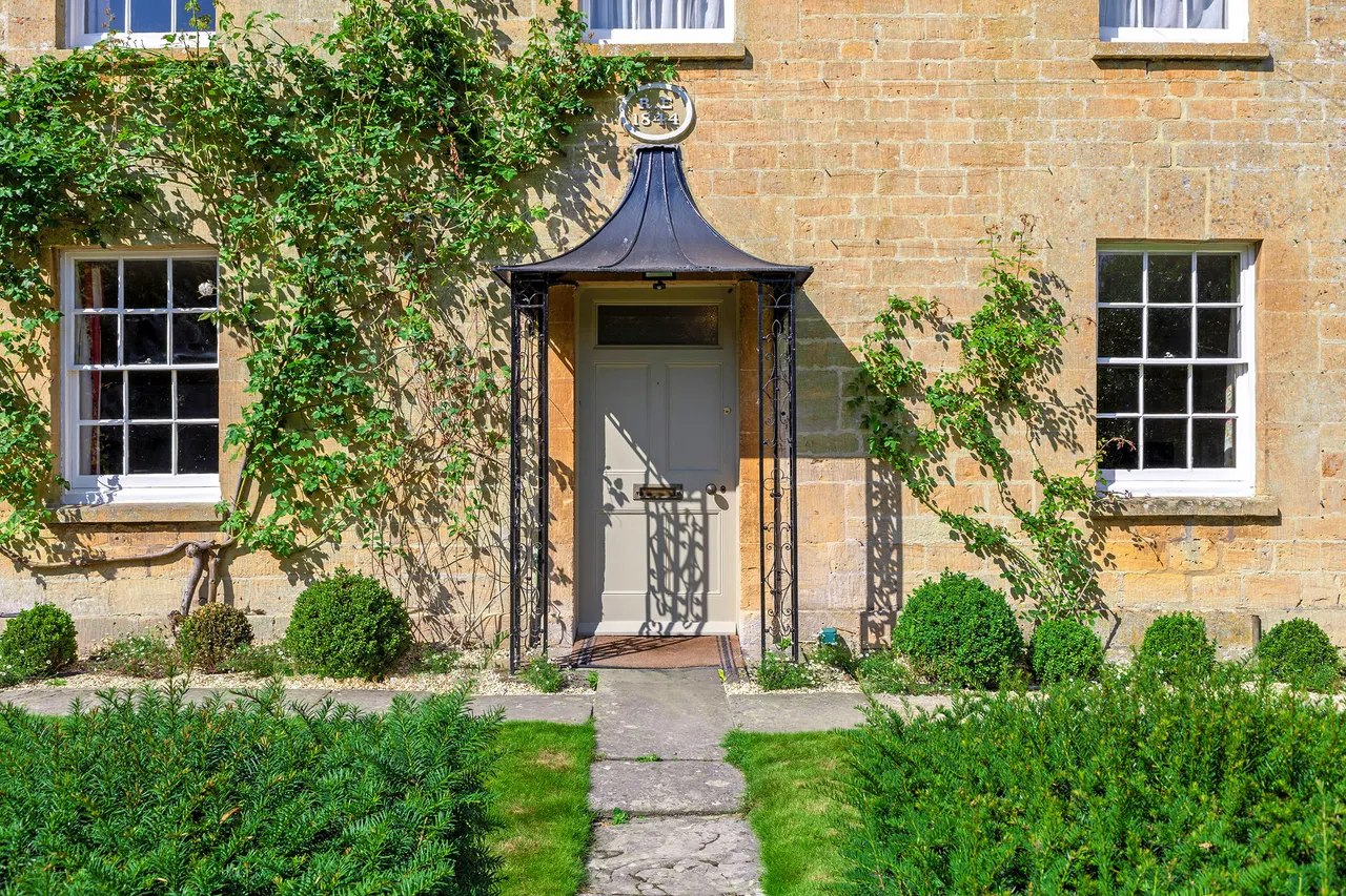 Fossebridge, The Cotswolds, Gloucestershire, photo 2