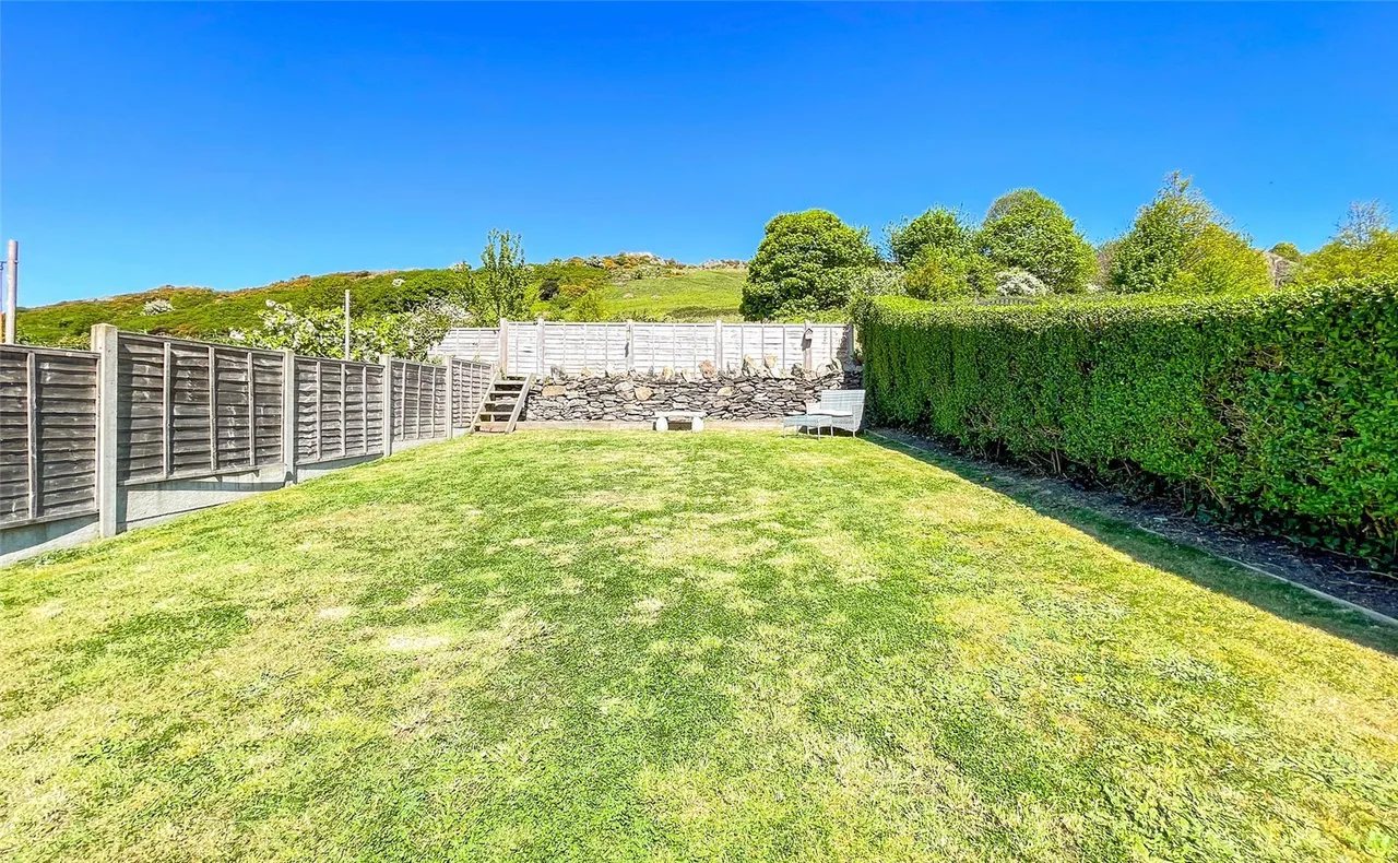 Vardre Avenue, Deganwy, LL31, photo 24